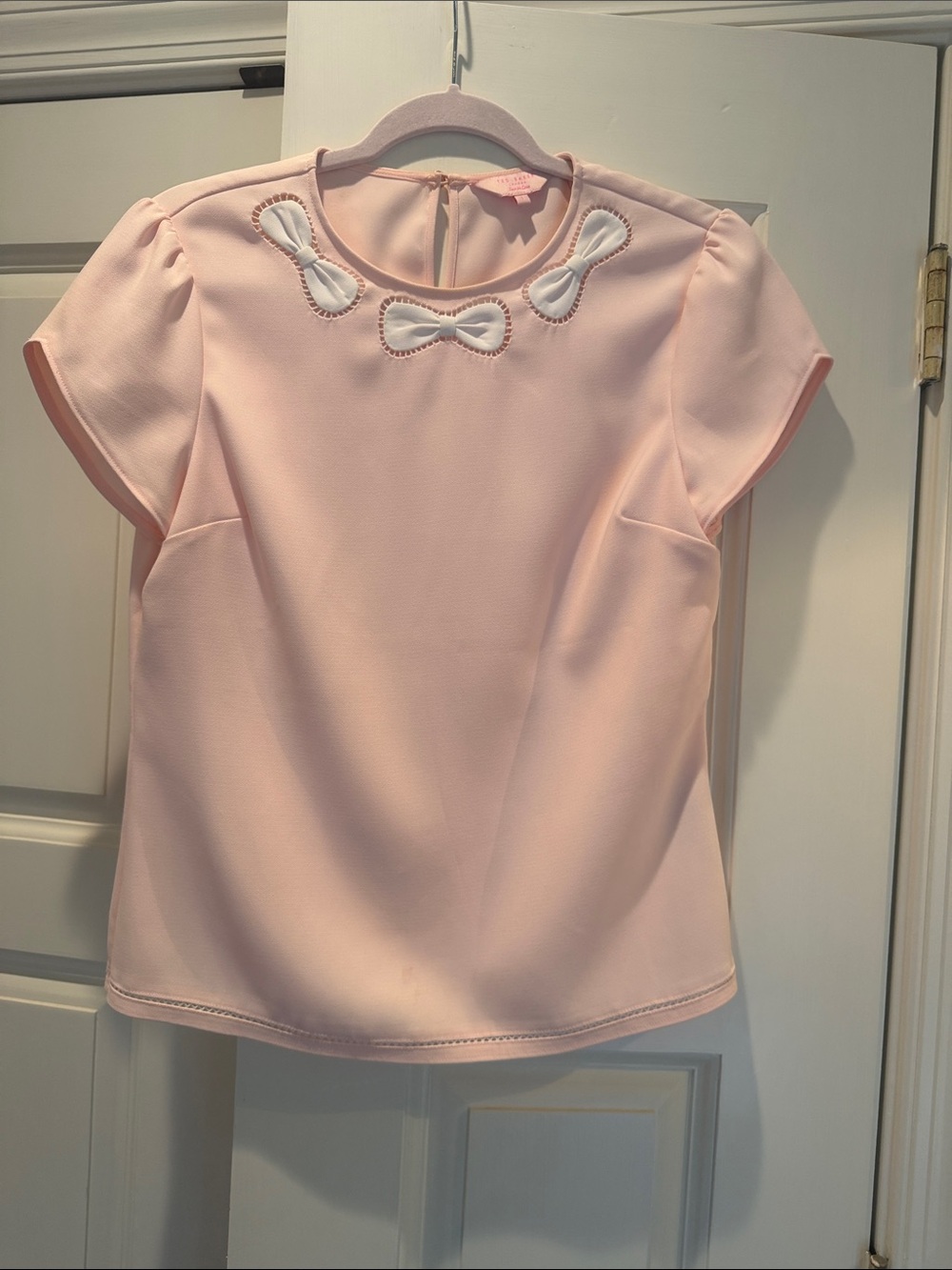 Ted Baker London Light Pink Bow-Appliqué Short Sleeve Blouse